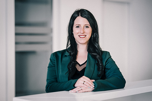 Mag. Stefanie Glück